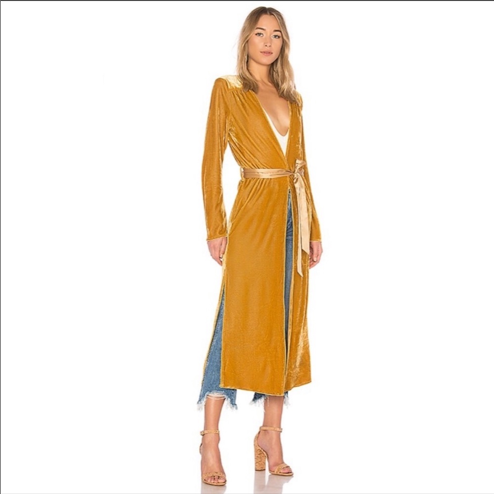 Margie Robe in Mustard
Tularosa Xxs. Run big